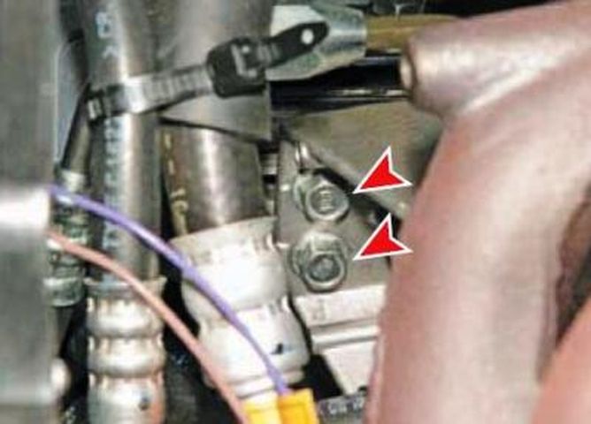 Как проверить подушки двигателя на шевроле ланос