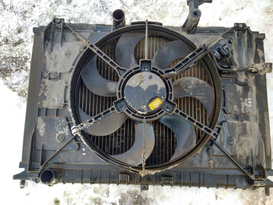 Замена радиатора системы охлаждения КИА Соул