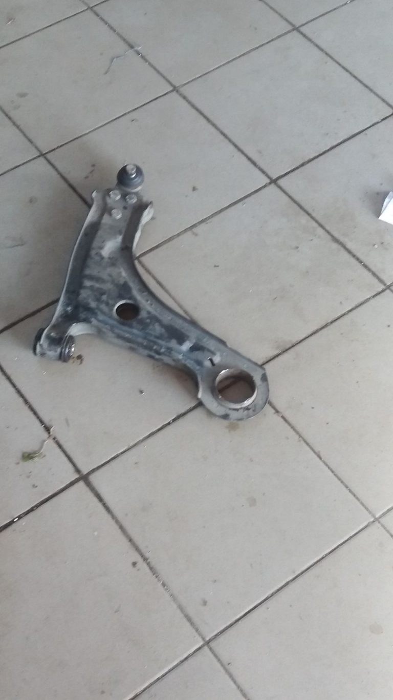 Замена передних сайлентблоков Лачетти: инструкция, видео, выбор