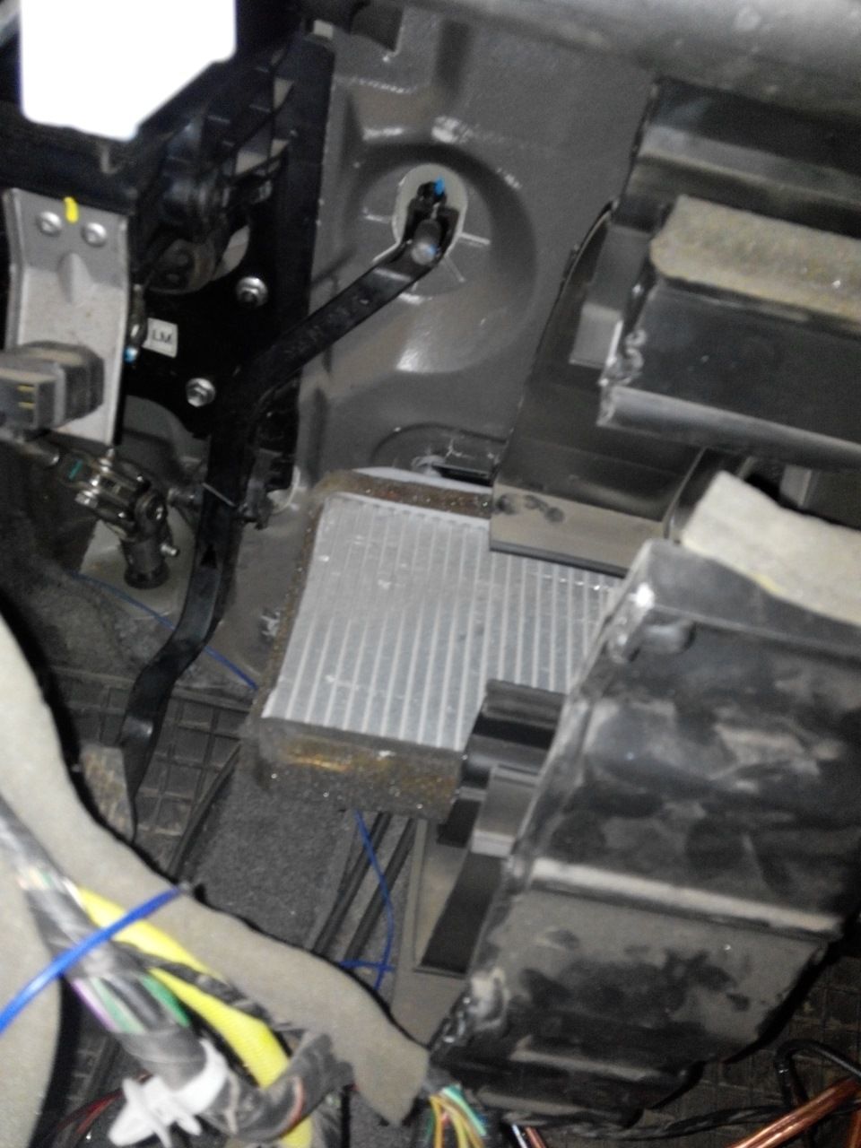 Замена радиатора отопителя Chevrolet Spark